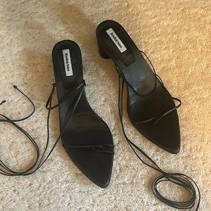 Reike Nen Pointy String Heels